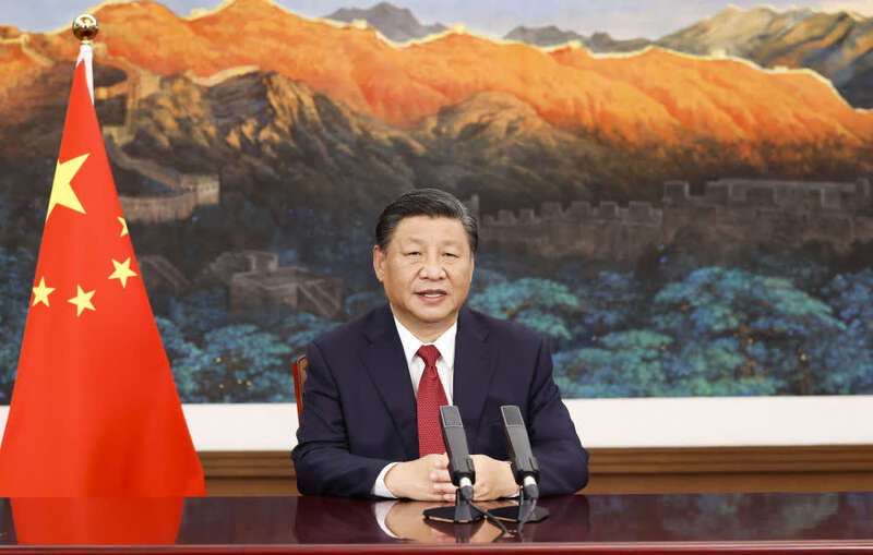 地铁施工工地突发触电事故 三名工人送医抢救